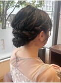 お呼ばれシニヨンスタイル