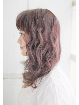 トランクイル サフリック(TRAN9UIL safric) 20代・30代・40代 モーヴ系とびきりロングパーマ