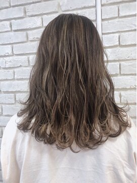 アジールヘア 池袋東口店(agir hair) 池袋ブリーチカラー池袋ダブルカラー池袋ヘアメイク池袋レイヤー