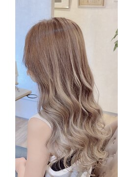 ディサイドロー(DECIDE L.A.W) コントラスト控えめなバレイヤージュ☆