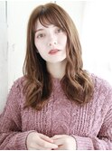 セミウエットのゆるミックスカールスタイル
