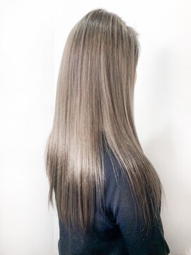 エスト ヘアー マール 横浜店(est hair mar) 美髪ストレートナチュラル×グレーベージュ/グレージュカラー