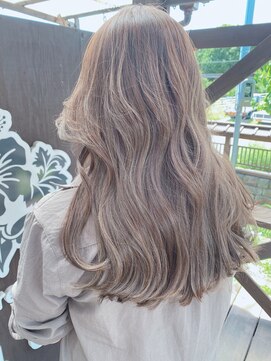 ラウラウヘアーリゾート(Lau Lau hair resort) 【LauLau   竹内】たっぷりハイライト