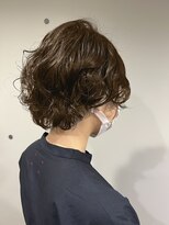 ウィーク 梅田(UiiC)&nbsp;ショート▲ニュアンスパーマで大人可愛く　uiic umeda 中沢恵理