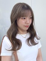 ヒカリス 東三国(HIKARIS) ゆるふわ韓国風ウェーブ/顔まわりレイヤー/ミルクティーベージュ