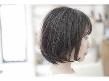 エール(AILE)の雰囲気（グレイカラー(白髪染め)でも、赤味を気にせず寒色系の色味を表現）