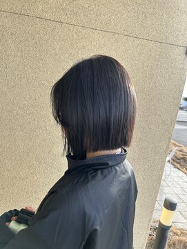 アフェクテュー 春日店(affectueux) 10代20代30代パッツンボブ