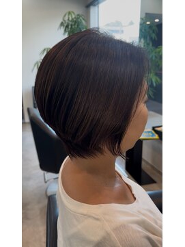 ヨハク(YOHAKU) ショートボブ