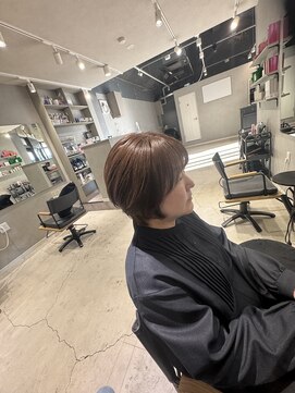 脱白髪染め×ショート