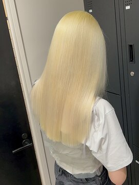 Beleza 川越 -ブリーチ・ハイトーン・ダブルカラー・エクステ・羽エクステ- 17860ホワイトシャンパンベージュミルクティーブラウン韓国巻き