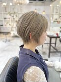 丸みが可愛いショートボブ