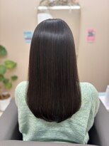 アンジュール コロレ(1//jour colore) 滑らかでまとまる艶感ロング