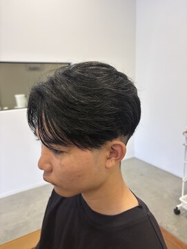 シーツー 川口店(C2) 毛流れセンターパート