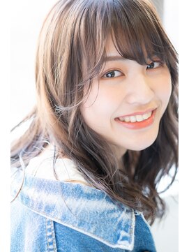 オラ ボーテ(Aura Beaute) 大人かわいい/大きめワンカール/モテ・愛され