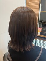 アルター(aL ter)&nbsp;切りっぱなしボブ×ベージュカラー