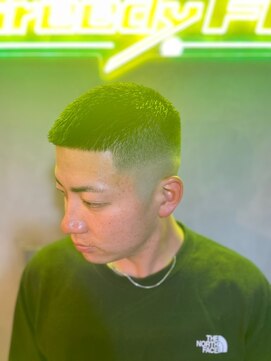 グリーディーフォックス 代々木(Greedy FOX) 束感/コンマヘア/アップバング/ツーブロックマッシュ/フェード