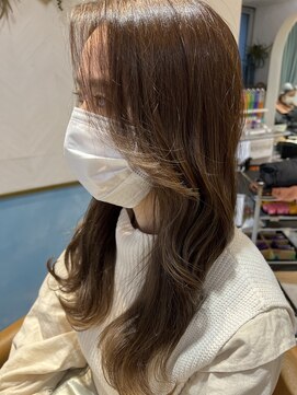 ロンド ストラーダ 心斎橋(Lond strada) 韓国前髪顔周りロング×デザインカラー[心斎橋/髪質改善]