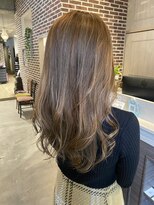 ヘアーデザイン シュシュ(hair design Chou Chou by Yone)&nbsp;透明感ハイライト&バレイヤージュ・ベージュカラー♪