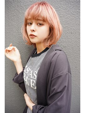 ブゾン(buZon) 【buZon ブゾン】ピンクベージュ×レイヤーボブ