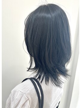 ヒビカ(HIBIKA) ダークグレイッシュ＿ウルフボブ