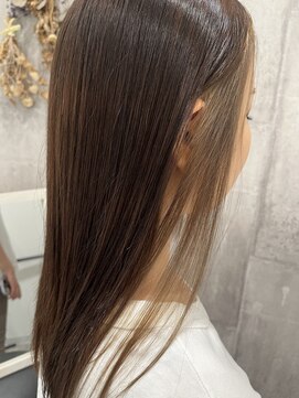 ビスポーク(BESPOKE) 20代30代最新秋ヘア髪質改善ストレート艶感インナー透明感