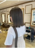 透明感抜群！切りっぱなしボブのベージュカラー