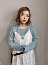 スイ(SUiii) 左近 梨々香