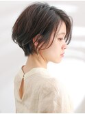 ショートボブ