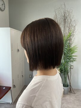 プラム(plum.) 結べる前下がりボブ