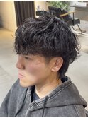シャドウパーマ　無造作　韓国メンズ　シースルーマッシュ