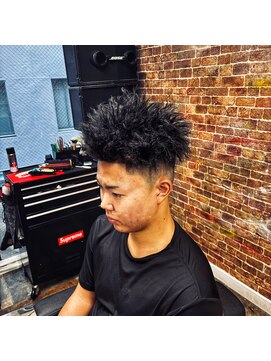 スパイキーショートアフロ