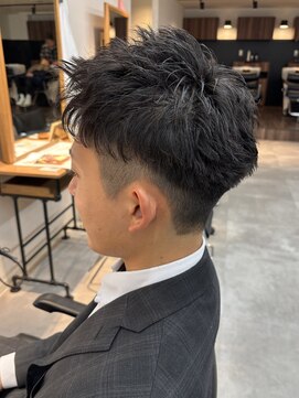 シーフ 千葉(Cyf) アップバングツーブロック刈り上げショートビジネス千葉駅保立