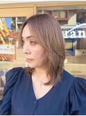 上品シルエットの白髪ぼかしレイヤー