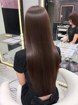 ラルム 新宿(LARME SHINJUKU)&nbsp;チョコブラウン/8トーン/レイヤーカット【Yumi/新宿】