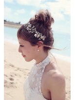 フェレイラ(Ferreira)&nbsp;《Ferreira》透明感あふれるお団子アップスタイル