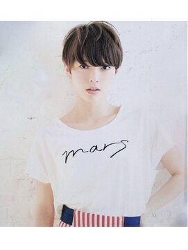 ベル 銀座5丁目店(Belle) 耳出し小顔ショート×グレージュ　【Belle銀座５丁目】