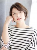 かきあげバングの外ハネカールスタイル