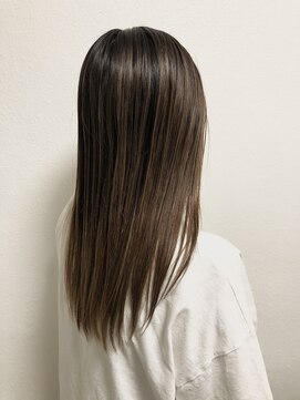 コバコ(Cobaco) バレイヤージュ×イルミナカラー×サファリ