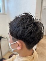 オルオル(OluOlu)&nbsp;メンズショート×パーマヘア〔八戸，田向〕