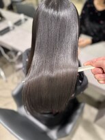 キュア 表参道(CURE)&nbsp;黒髪/グレージュカラー/ココアベージュ/ヘルシーロング[表参道]