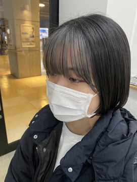 リンダ(LINDA) インナーカラー/デザインカラー/シルバー[札幌美容室LINDA]