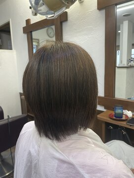 かみなりもん美容室 ショートボブ