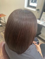 クララ ミヤコジマ(CLALA Miyakojima)&nbsp;30代40代50代ショートボブウルフレイヤーカットウェットヘア