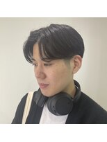 アッシュ 二子玉川店(Ash)&nbsp;曲がる縮毛矯正センターパートコンマヘアツーブロック刈り上げ