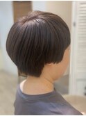 ショート_ショートボブ_グレイヘア_マッシュショート