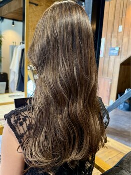 オードット ヘアデザイナーズ(O.hair designers)の写真/トレンドを取り入れた、あなただけの似合わせカラーをご提案。あなたの"なりたい"を叶えます♪