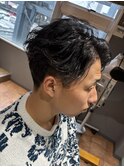 センターパートマッシュ