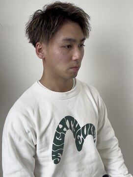 カットアンドトータルビューティ ヴァンキャトル(Cut&Total Beauty VINGT QUATRE) 【縦落ちツイストパーマ】