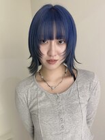 イェッカ パビル(YECCA pabil)&nbsp;ブルーカラーと顔まわりレイヤーカット