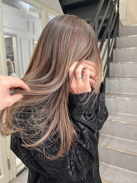 デイジー(Daisy) 似合わせカット　ハイライト　ベージュ